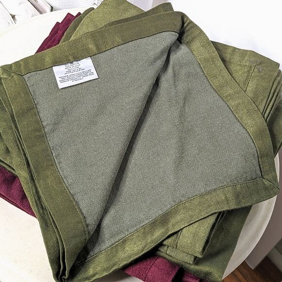 Heavy Weight Dinner Napkins Set of 8 - Picture 3 of 6